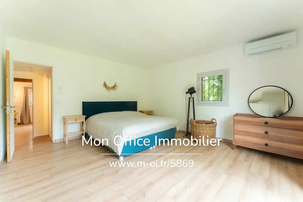 � vendre  Villa Aix-en-Provence (13100)