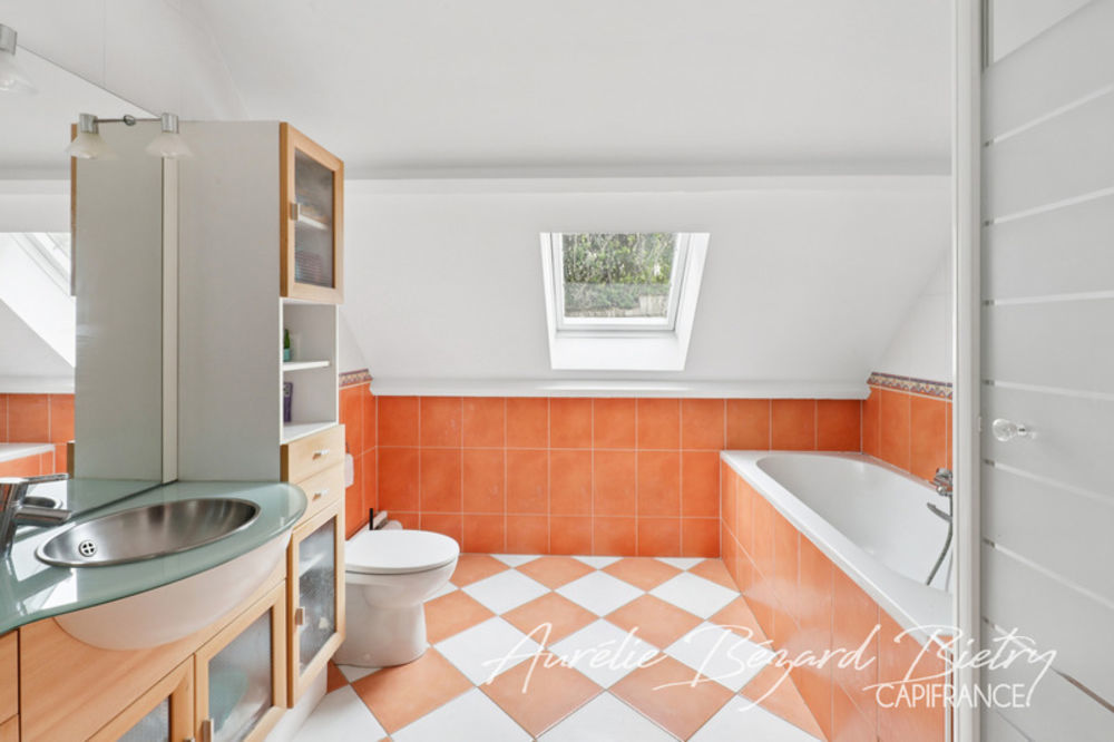 � vendre  Maison Vaucresson (92420)