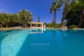  Propri�t�/ch�teau � vendre 8 pi�ces 276 m�