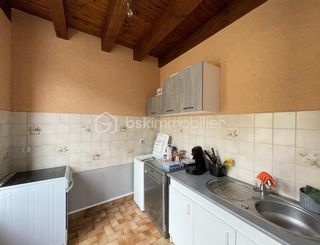  Immeuble � vendre 6 pi�ces 135 m�