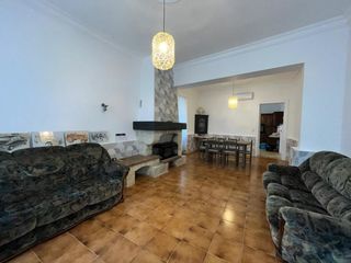  Maison � vendre 8 pi�ces 235 m�