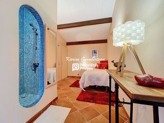  Villa � vendre 6 pi�ces 213 m�