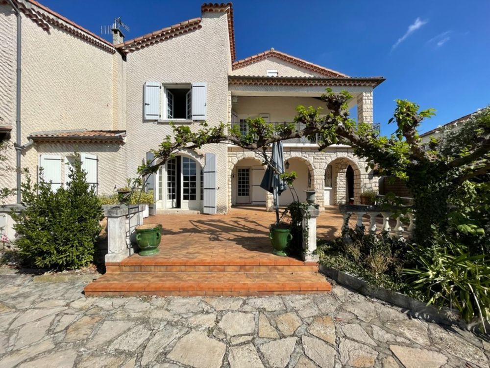 � vendre  Maison Saint-Hilaire-de-Brethmas (30560)