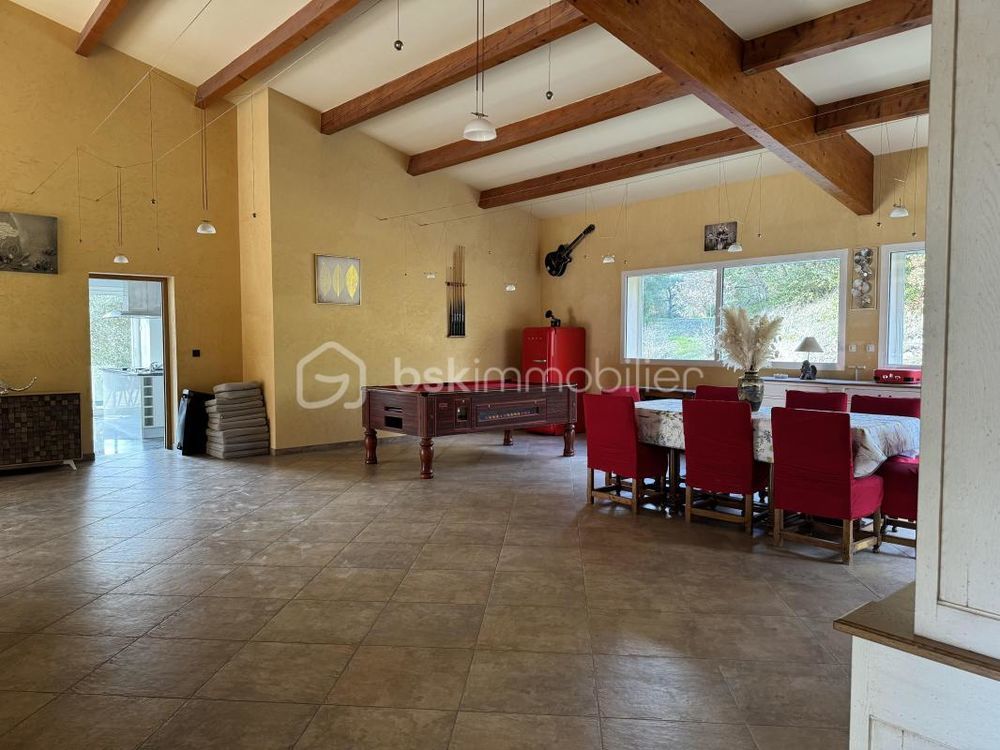 � vendre  Propri�t�/ch�teau Ch�teauvert (83670)