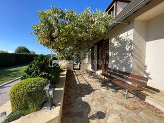  Maison � vendre 10 pi�ces 300 m�