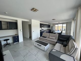  Appartement � vendre 3 pi�ces 96 m�