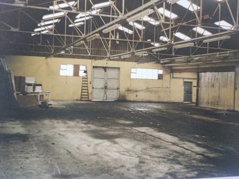 Local/bureau &agrave; vendre DOUARNENEZ (29) 425600 29100 Douarnenez