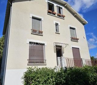  Propri�t�/ch�teau � vendre 8 pi�ces 185 m�