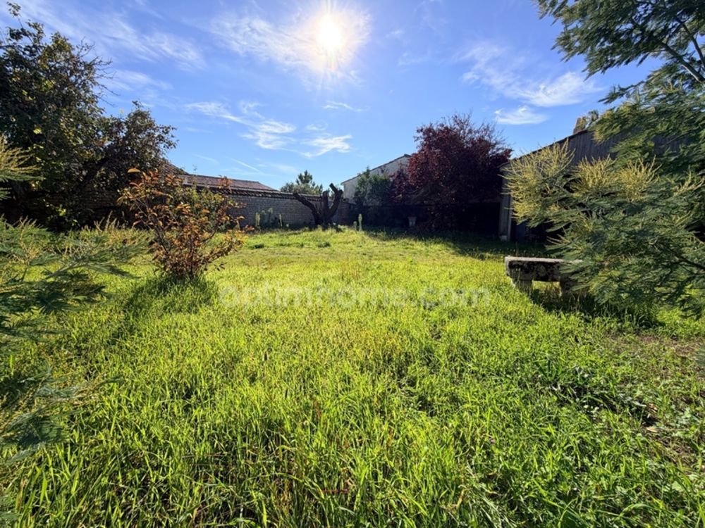 � vendre  Maison Sainte-Marie-de-R� (17740)