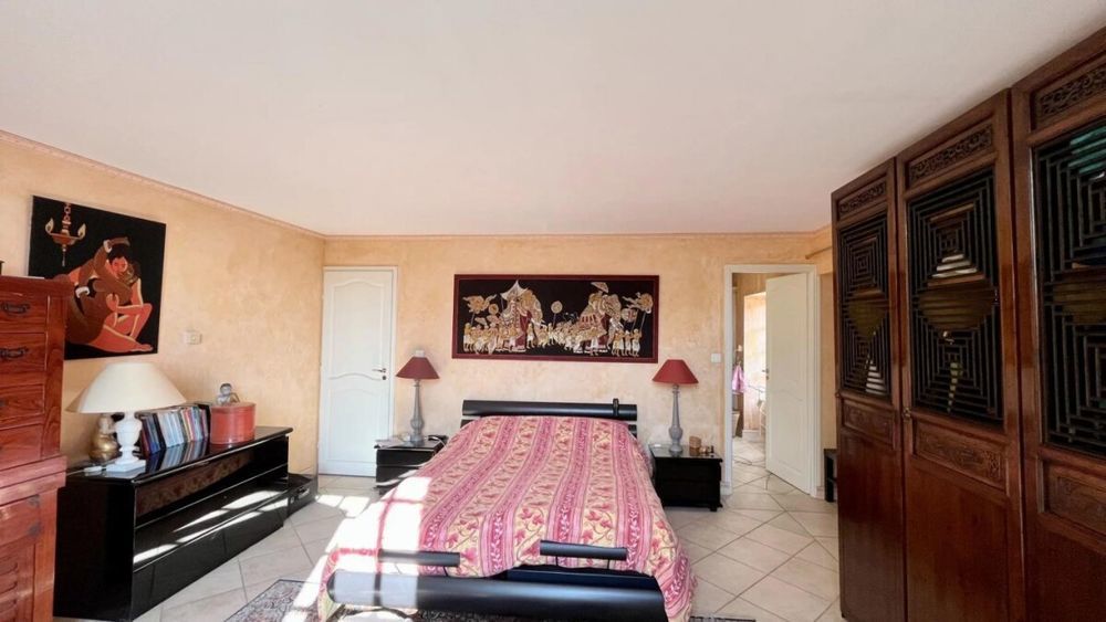 � vendre  Propri�t�/ch�teau Avignon (84000)