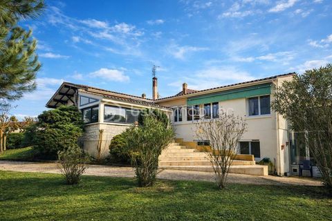   Maison d'architecte � Eymet proche des commodit�s Maison - 5 pi�ce(s) - 168 m�