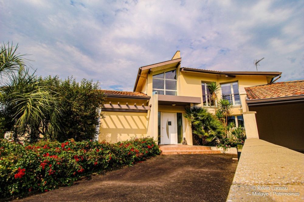 � vendre  Villa Dax (40100)