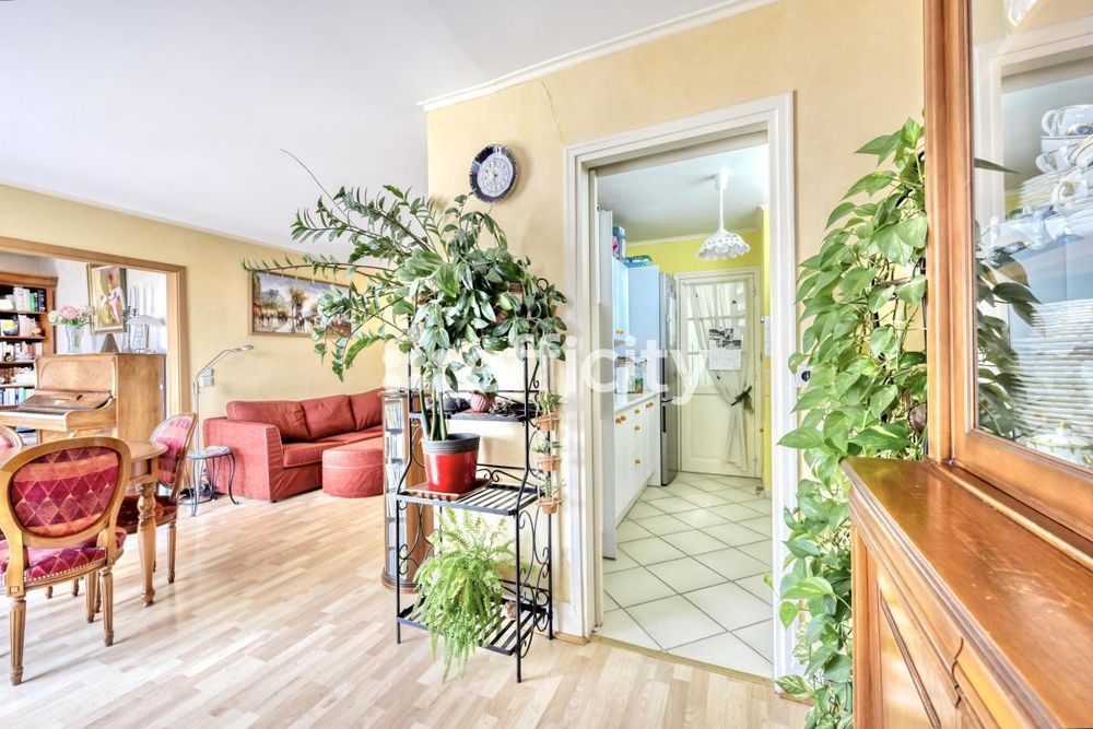 � vendre  Appartement Montrouge (92120)