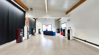  Immeuble � vendre 3 pi�ces 258 m�