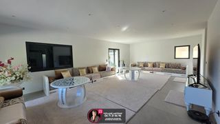  Maison � vendre 9 pi�ces 364 m�