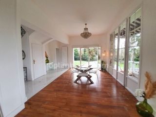  Villa � vendre 8 pi�ces 220 m�