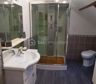  Propri�t�/ch�teau � vendre 7 pi�ces 200 m�