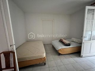  Maison � vendre 6 pi�ces 215 m�