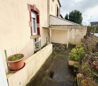  Immeuble � vendre 6 pi�ces 84 m�