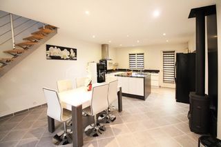  Maison � vendre 6 pi�ces 150 m�