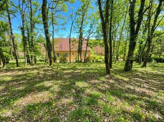  Maison � vendre 9 pi�ces 200 m�