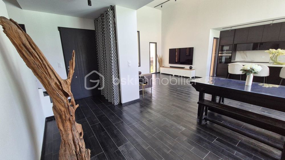 � vendre  Villa Saint-Cyprien (66750)