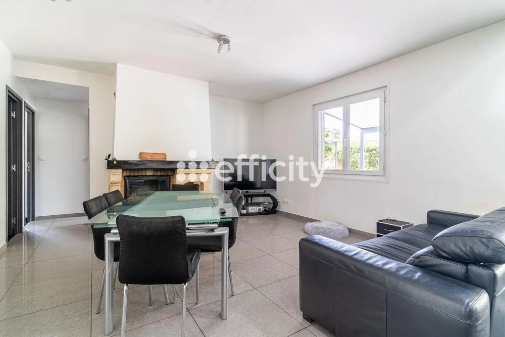 � vendre  Maison Mimet (13105)