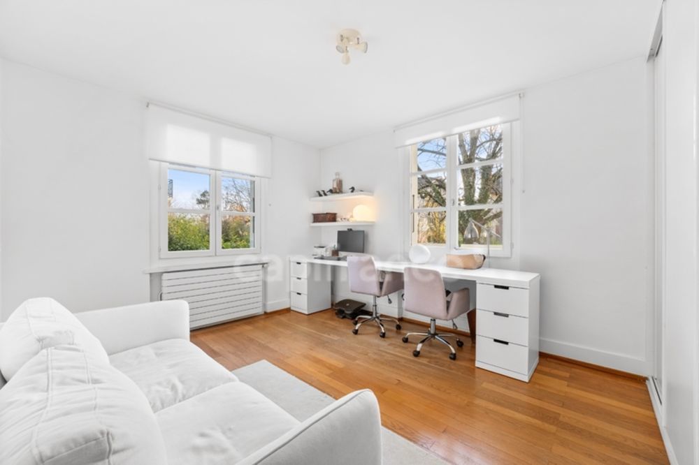 � vendre  Maison Divonne-les-Bains (01220)