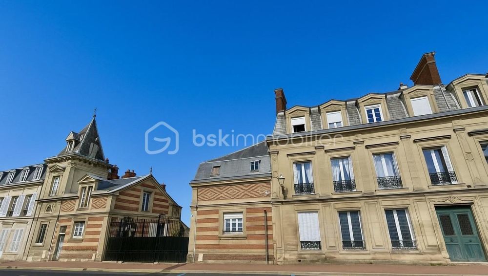 � vendre  Maison Chaumont-en-Vexin (60240)