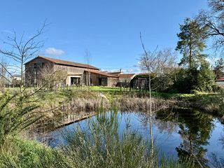  Maison � vendre 6 pi�ces 195 m�