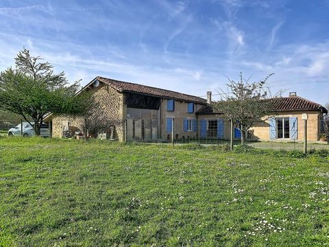   Gasconne r�nov�e 270 m� sur 2 hectares Maison - 12 pi�ce(s) - 270 m�