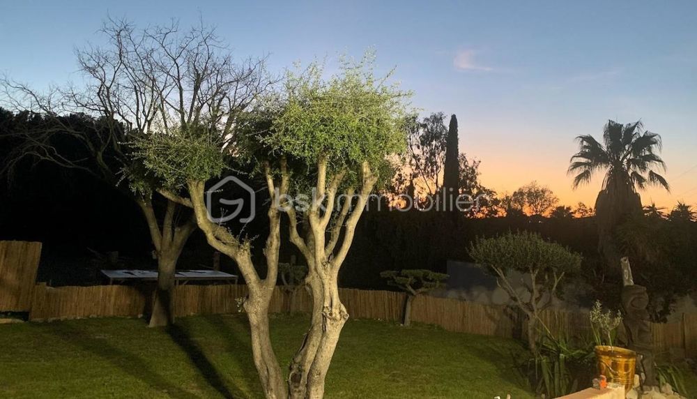 � vendre  Villa Sanary-sur-Mer (83110)