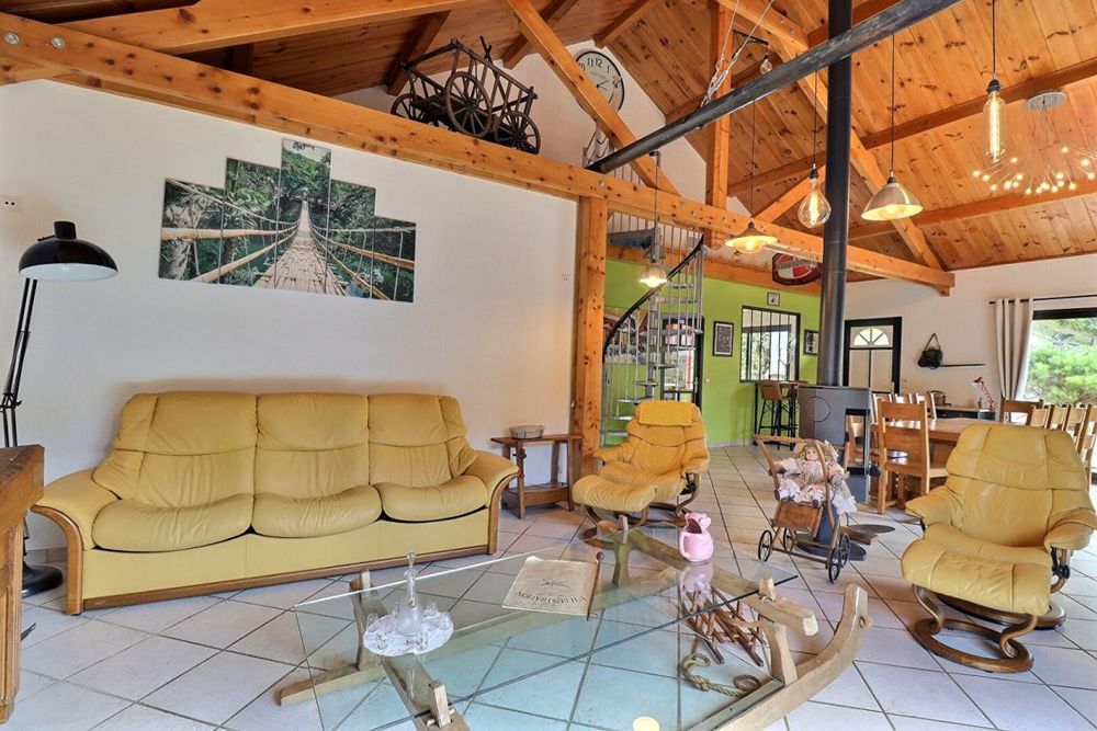 � vendre  Maison Saint-Jeoire-Prieur� (73190)