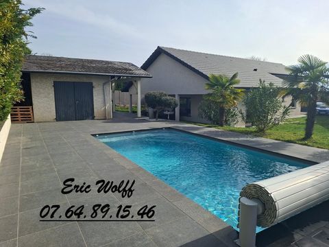   Maison Plain-pied avec Piscine Maison - 4 pi�ce(s) - 123 m�