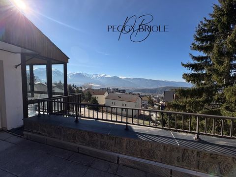   Haut de chalet , vue panoramique sur Font Romeu Maison - 6 pi�ce(s) - 93 m�