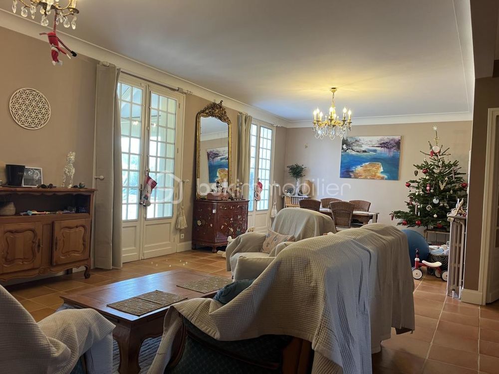 � vendre  Propri�t�/ch�teau Bergerac (24100)