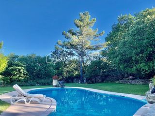  Maison � vendre 11 pi�ces 240 m�