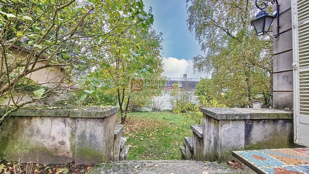 � vendre  Appartement Versailles (78000)