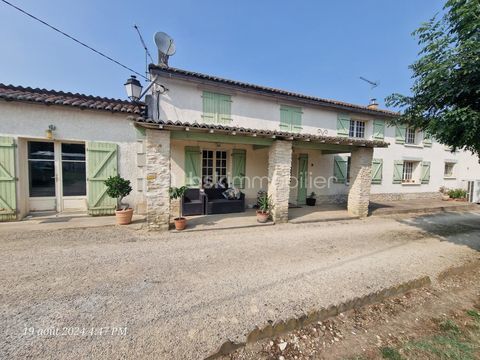   Long�re 5 chambres Maison - 6 pi�ce(s) - 213 m�