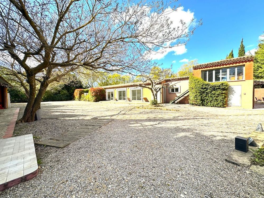 � vendre  Propri�t�/ch�teau Grans (13450)