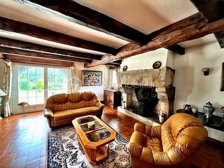  Propri�t�/ch�teau � vendre 8 pi�ces 211 m�