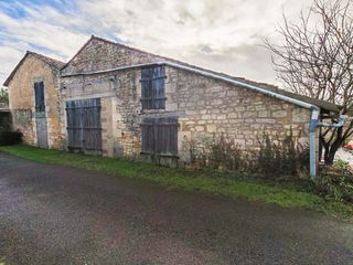  Remise / Grange � vendre 3 pi�ces 169 m�