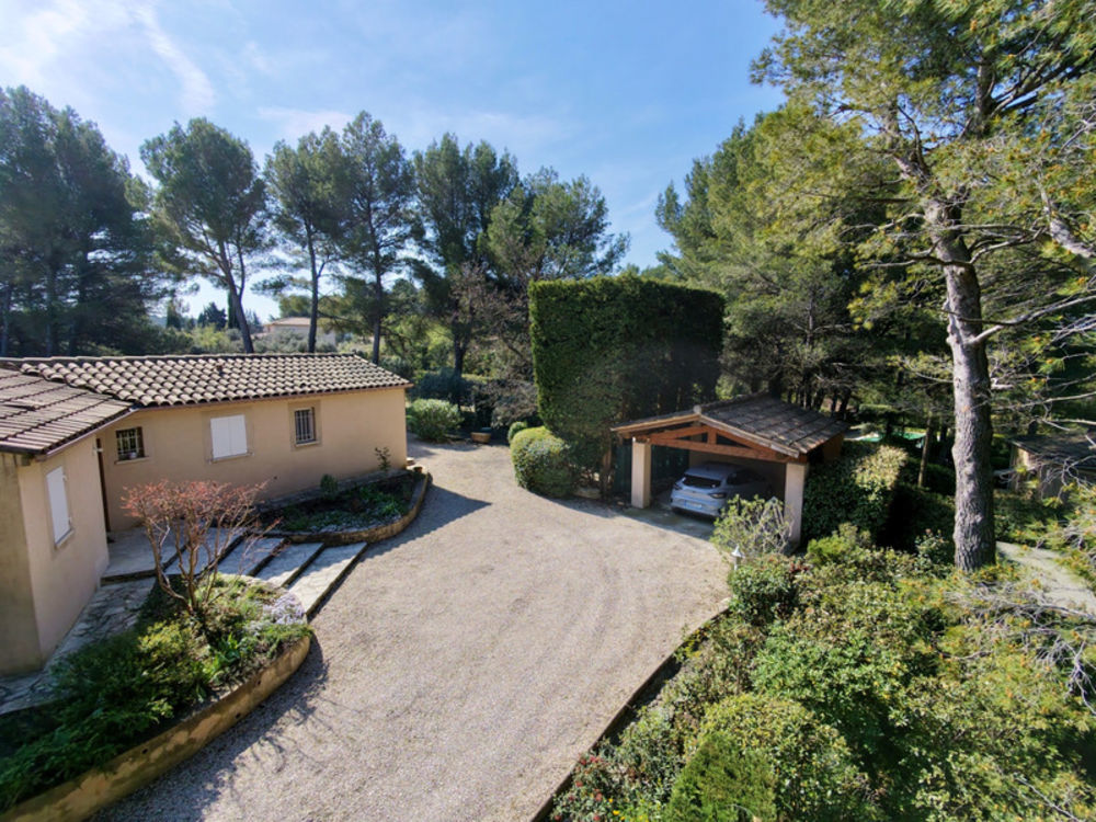� vendre  Villa Pernes-les-Fontaines (84210)