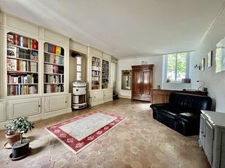  Appartement � vendre 6 pi�ces 220 m�