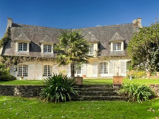  Maison � vendre 9 pi�ces 324 m�