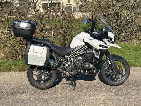 Moto TRIUMPH 2016 occasion Attigneville 88300