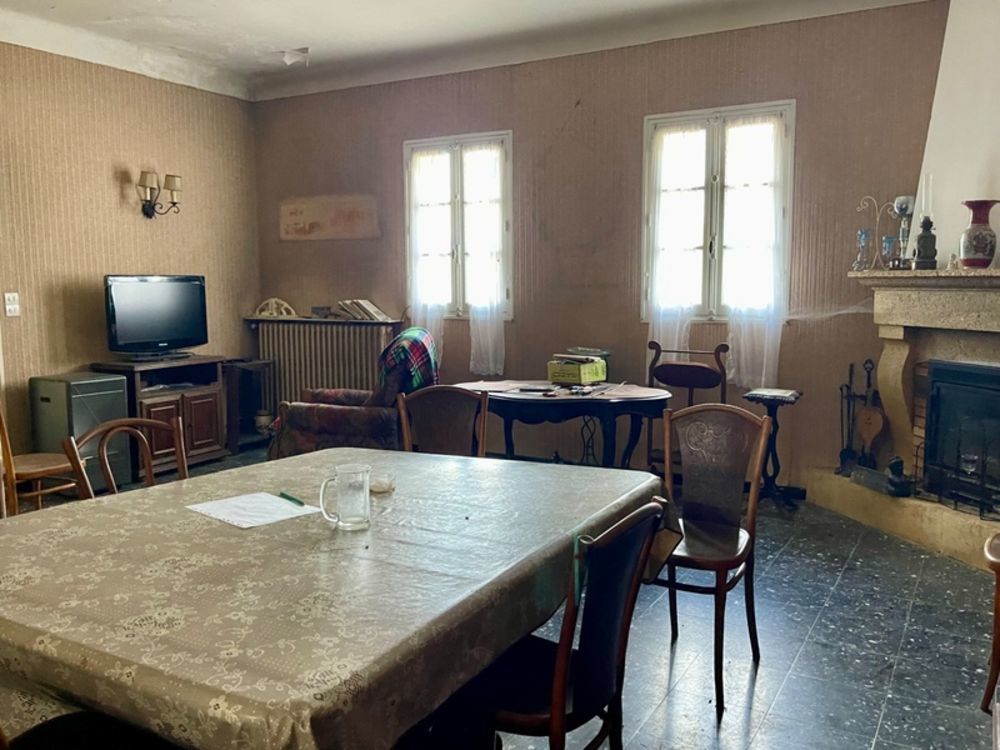 � vendre  Propri�t�/ch�teau Saignon (84400)