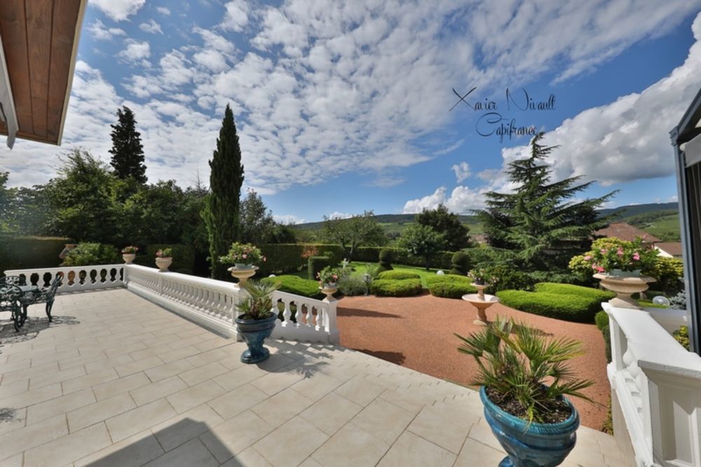 � vendre  Maison La Roche-Vineuse (71960)