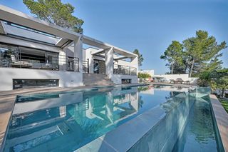  Propri�t�/ch�teau � vendre 11 pi�ces 400 m�