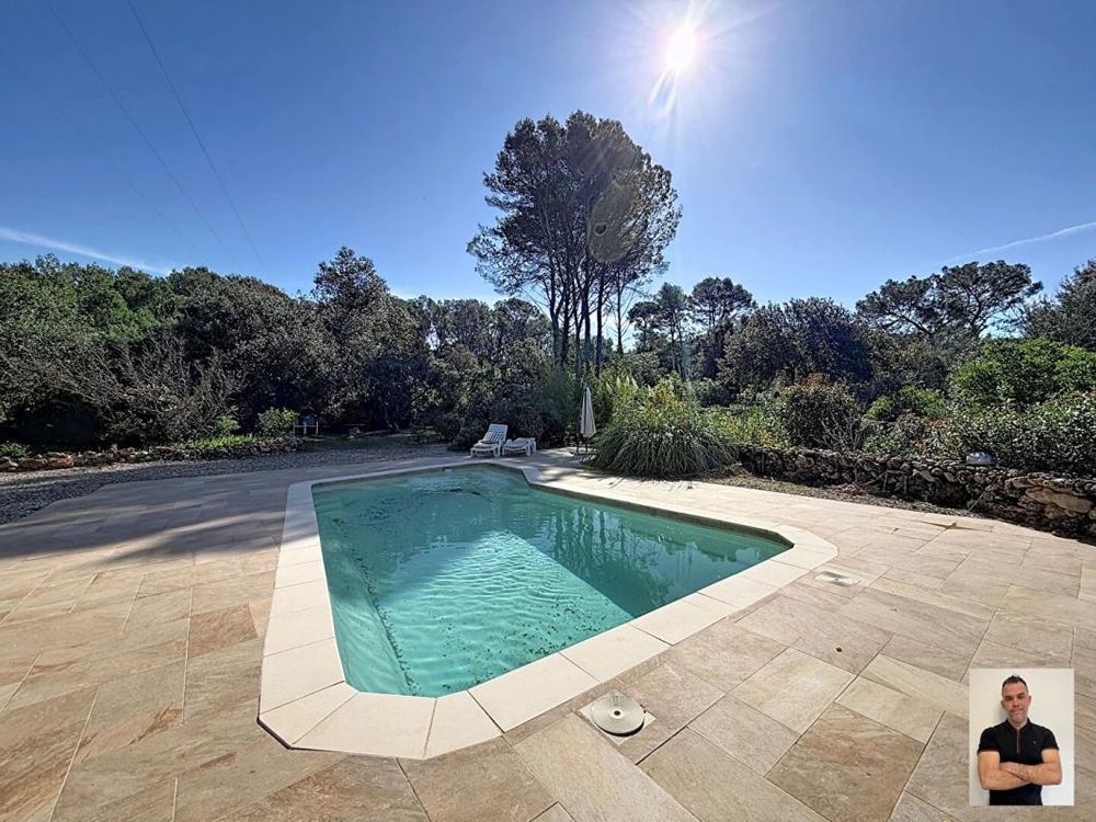 � vendre  Maison Carc�s (83570)